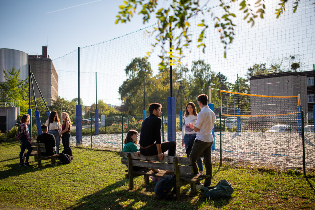 Telecom-SudParis-Terrain-Volley